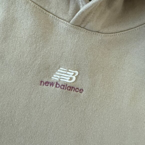 NEW BALANCE KIDS HOODIE & SWEATPANTS - Picture 9 of 12